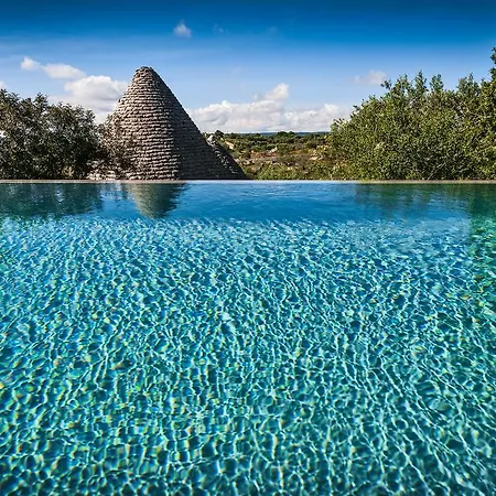 Lamia Trullo Puglia Villa *